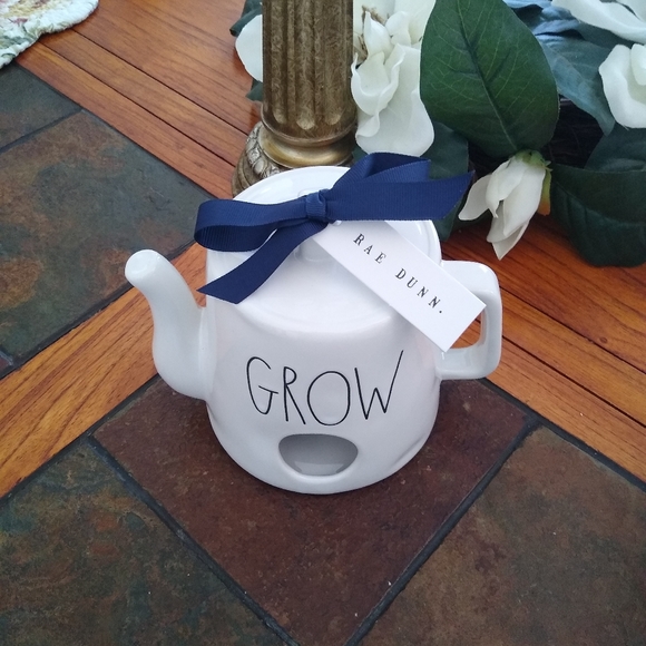 Rae Dunn grow birdhouse - Picture 1 of 6